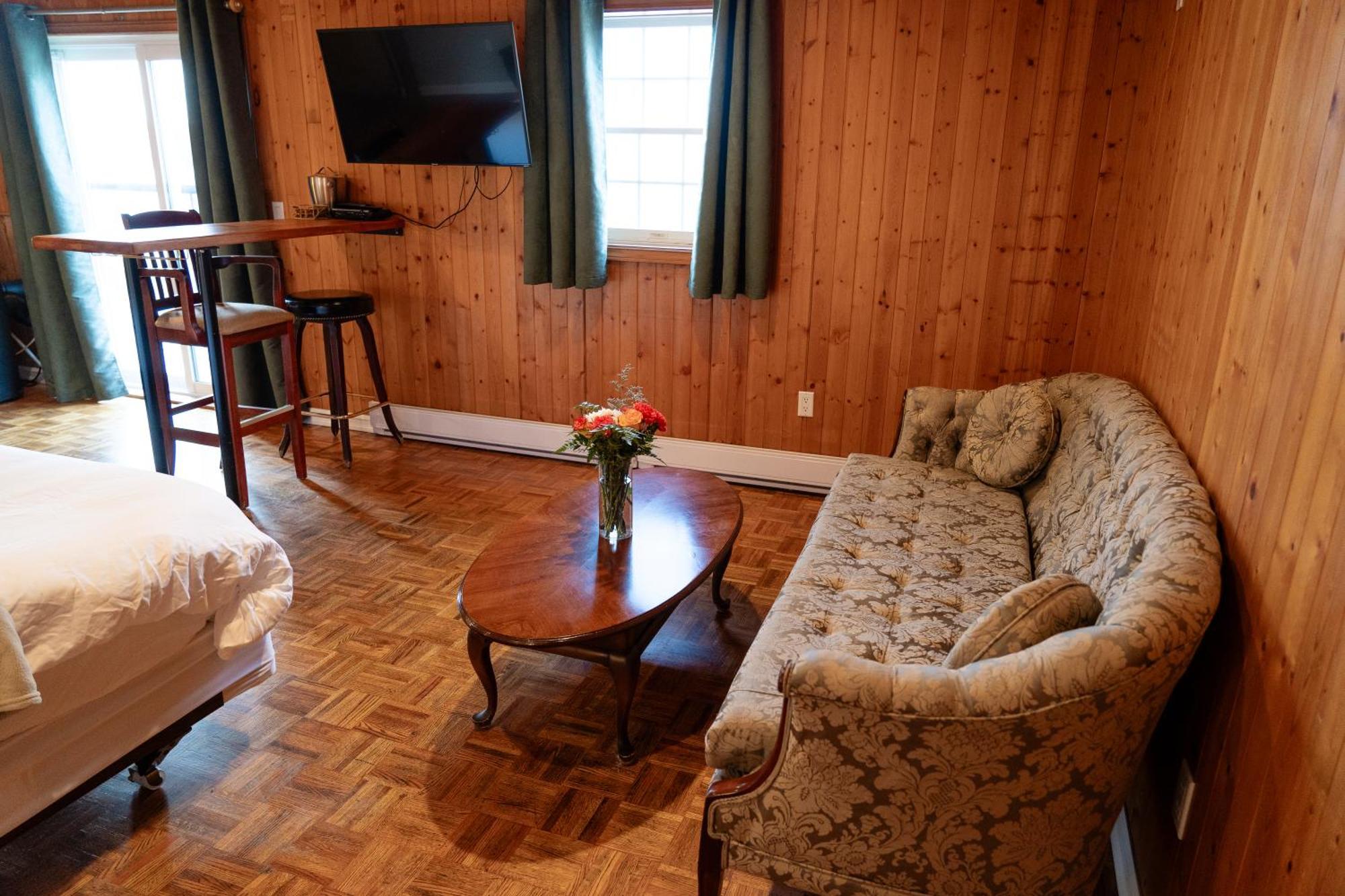 Albert'S Shelburne Exteriér fotografie